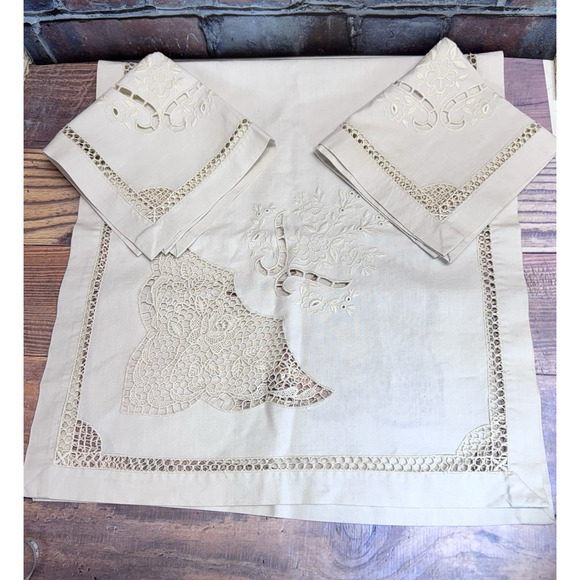 Unbranded Other - Vintage Set‎ Embroidered Beige Table Runner w 2 Napkins Cutwork Embroidery
